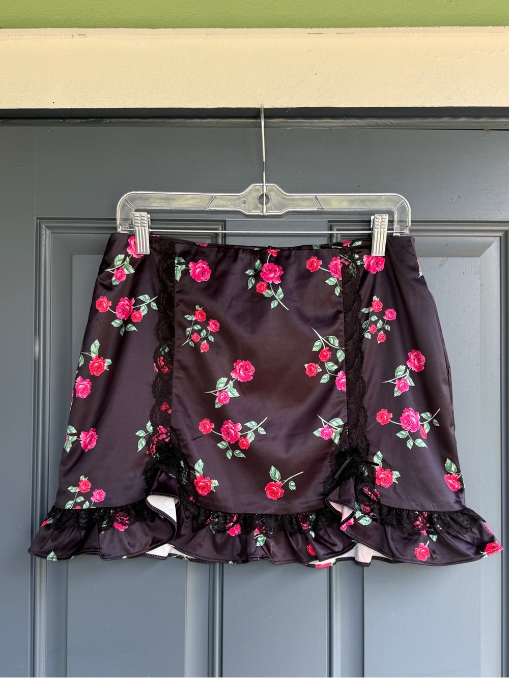 Floral Satin Ruffle Mini Skirt - Black with Pink Roses